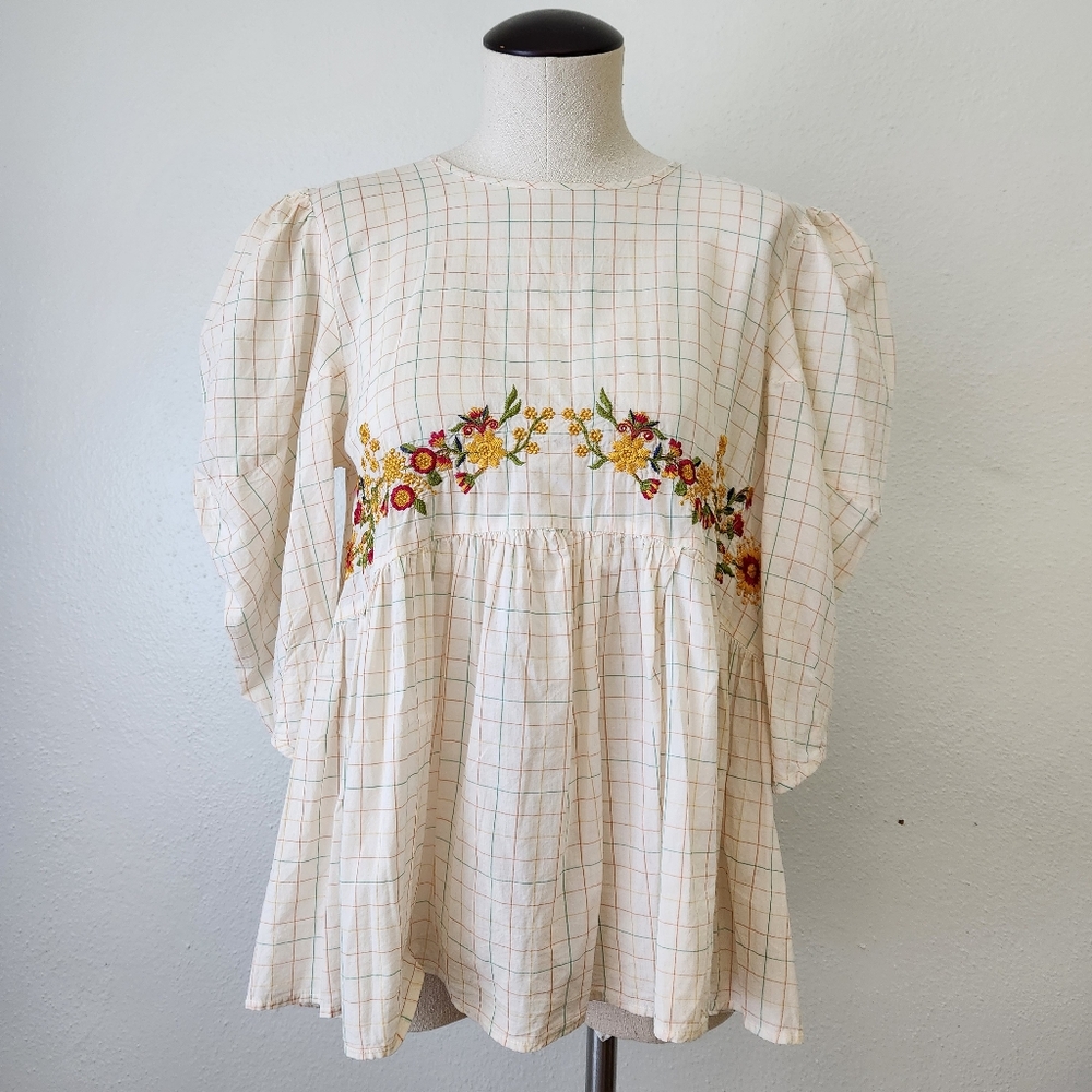Ethnic Embroidered Barrel Puff Half Sleeve Blouse Small